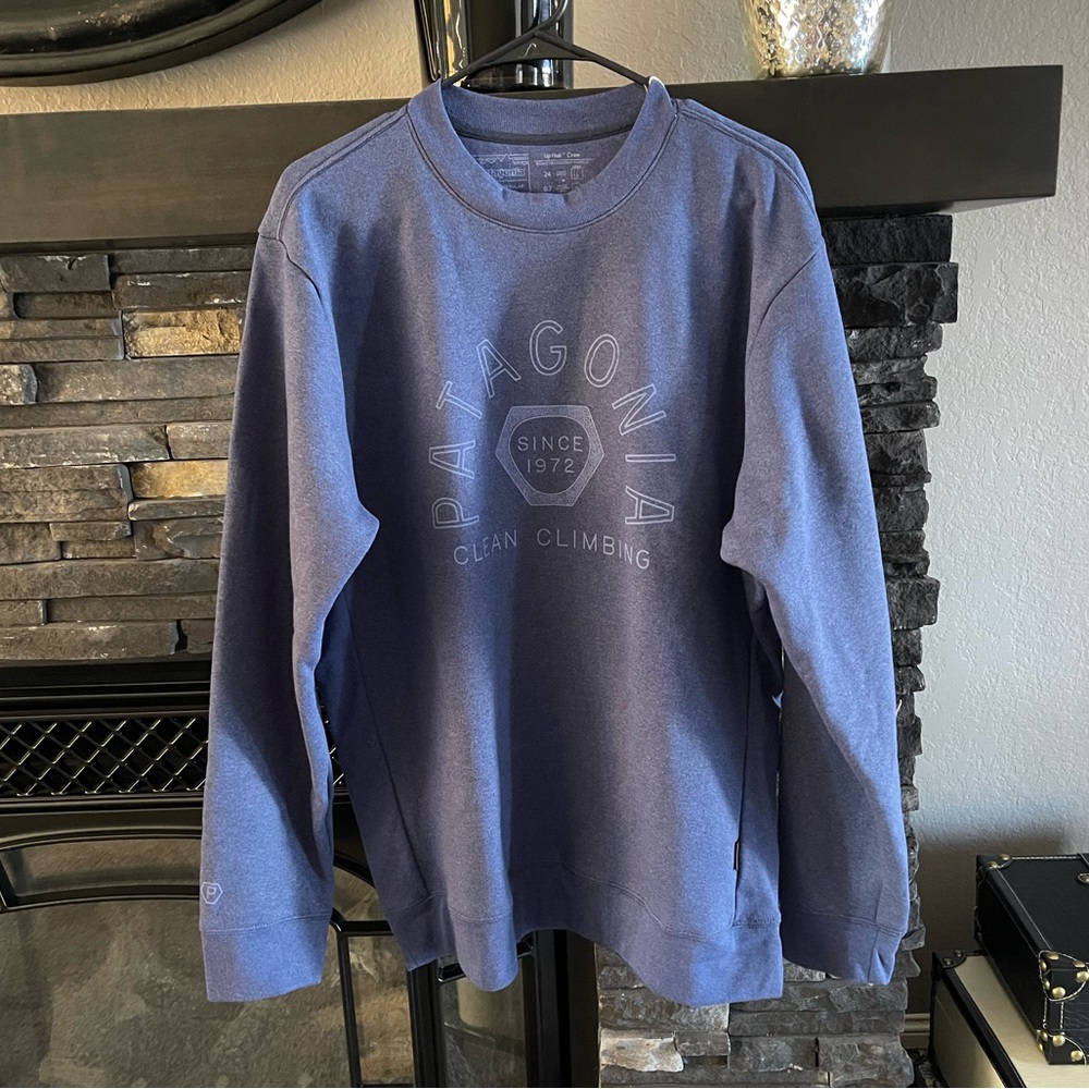 Mens Patagonia Blue sweatshirt size Large BNWT Retail $69